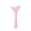 ضع ظلال العين على أدوات المكياج الميسكارا Item Picture